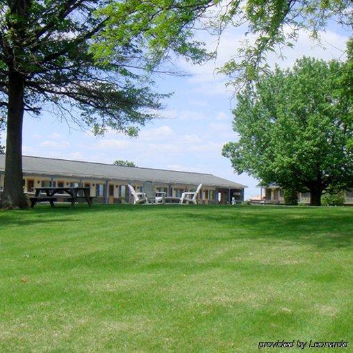 Travelodge By Wyndham Strasburg/Lancaster Amish Country Exterior photo