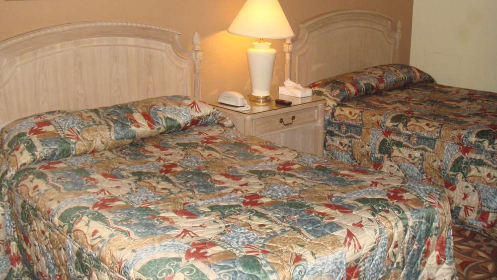 Travelodge By Wyndham Strasburg/Lancaster Amish Country Room photo