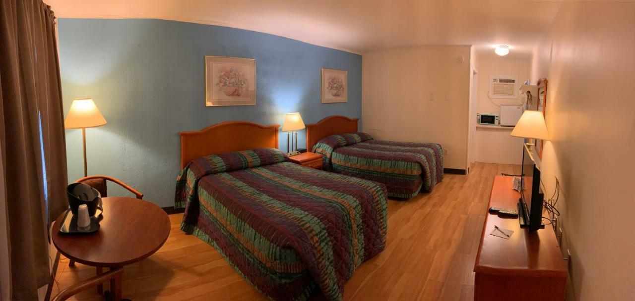Travelodge By Wyndham Strasburg/Lancaster Amish Country Room photo