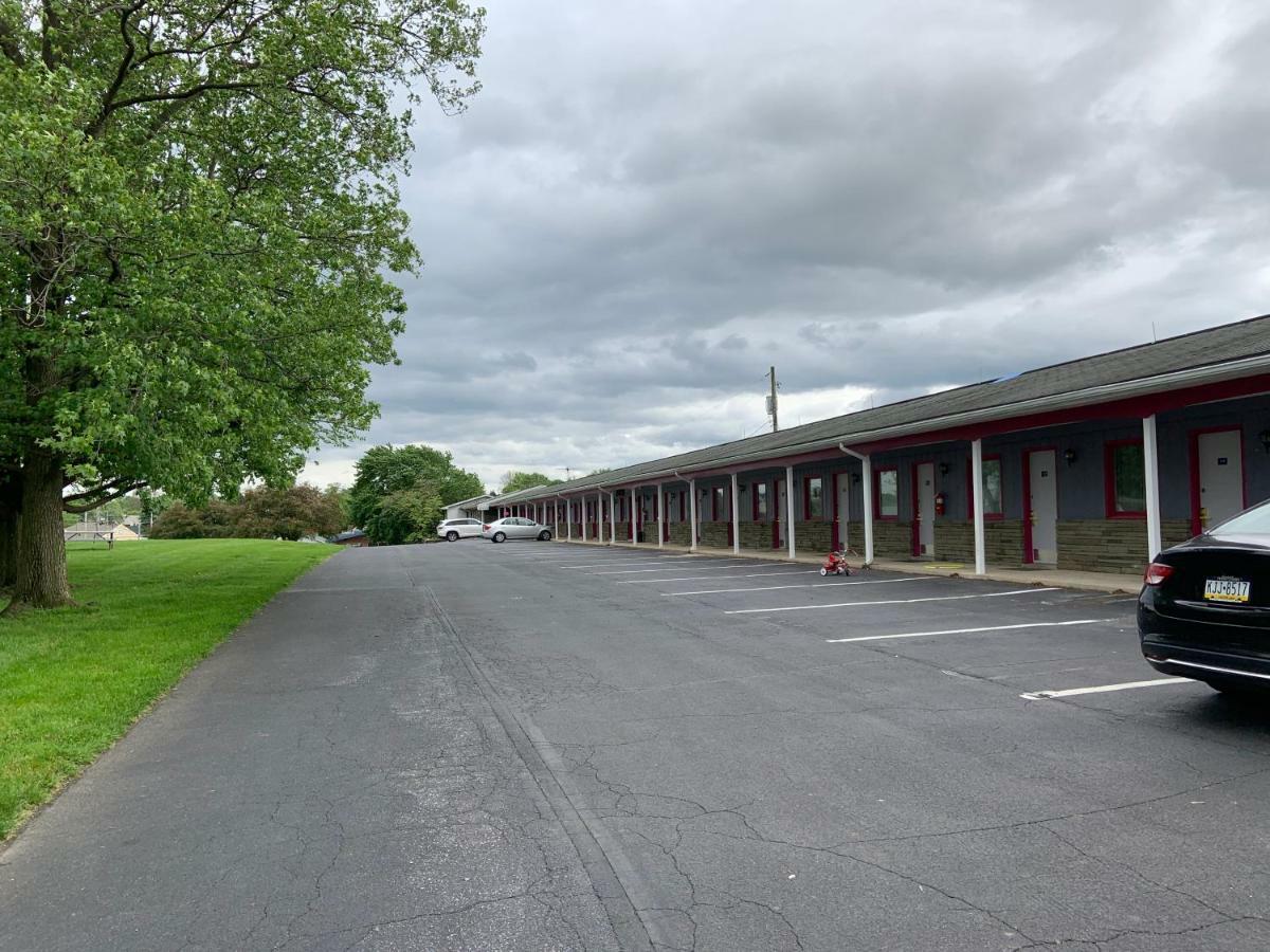 Travelodge By Wyndham Strasburg/Lancaster Amish Country Exterior photo